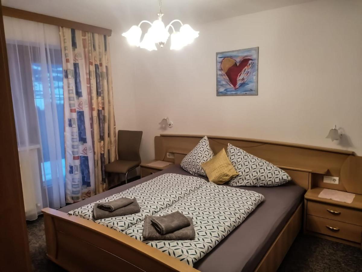 Schultes Evelyn Apartment Jerzens Exterior foto